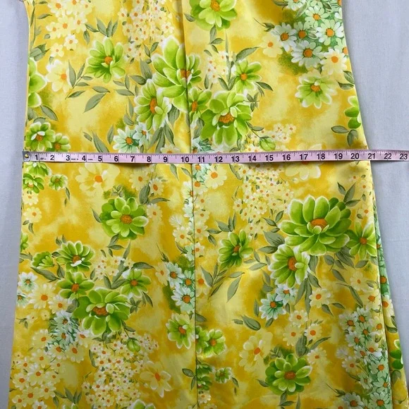 Vintage Sears Hawaii Dress Womens 10 Maxi Yellow Floral Muumuu Tropical Beach - Picture 9 of 14
